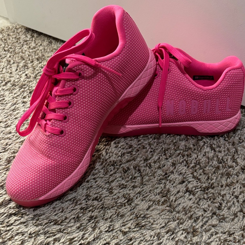 NOBULL Women's Vibrant Pink Trainers